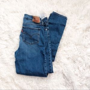 Levi’s 711 Skinny Jeans
